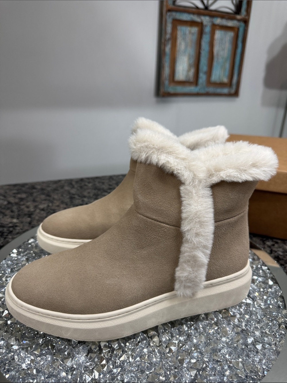 Marc Fisher Foggie Taupe Suede and faux fur Trim Ankle Boots NEW 7.5 - Picture 6 of 14